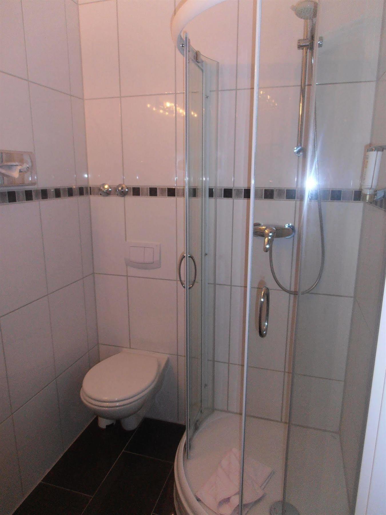 Hotel Hesse Schenefeld  Ngoại thất bức ảnh